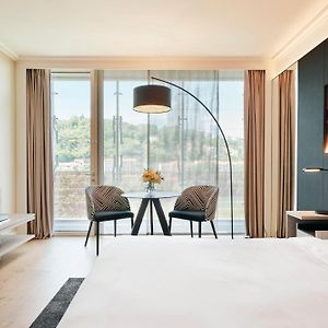 Chambre Exécutive Lit King-Size